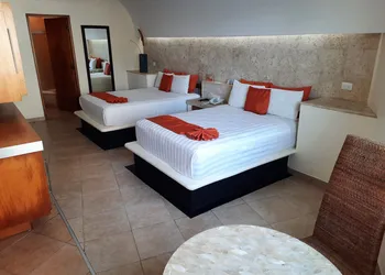 Artisan Playa Esmeralda Family Beach Hotel hotel thumbnail 5