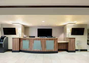 Hotel Marguerite Anaheim/Garden Grove, Trademark Collection by Wyndham hotel thumbnail 2
