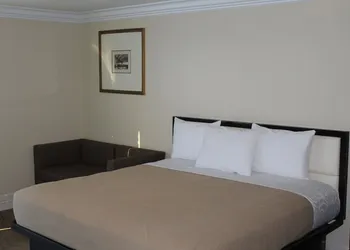 Grand Motel Inn and Suites of Reform AL hotel thumbnail 7