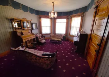 The Weis Mansion hotel thumbnail 7