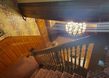 The Weis Mansion hotel thumbnail 3