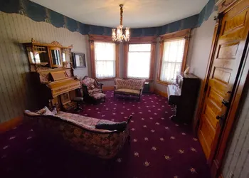 The Weis Mansion hotel thumbnail 7