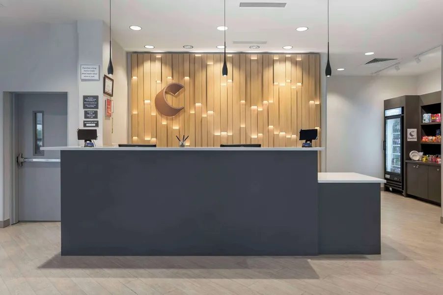 Comfort Suites Richmond East hotel detail image 2