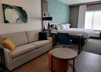 Comfort Suites Richmond East hotel thumbnail 5