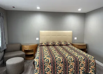 Stay Inn Motel hotel thumbnail 4