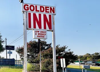 Golden Inn hotel thumbnail 6