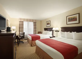 Holiday Inn Hotel & Suites Barstow by IHG hotel thumbnail 7