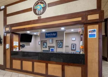 Travelodge by Wyndham Prince Albert hotel thumbnail 2