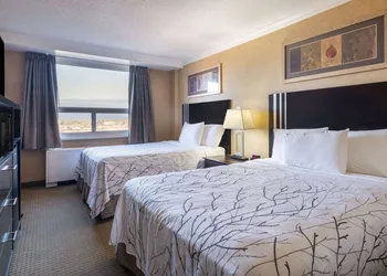Travelodge by Wyndham Prince Albert hotel thumbnail 8