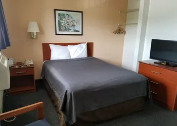 Studio 6 Extended Stay - Fayetteville, NC - Fort Liberty Area hotel thumbnail 4