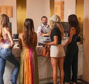 Dolce by Wyndham Hollywood hotel detail image 5