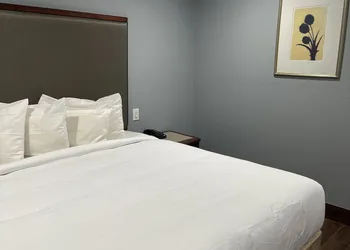 Seaside Inn & Suites hotel thumbnail 4