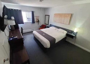 Uptowner Hotel hotel thumbnail 7