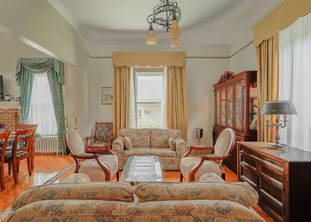 Chez l'Doc hotel thumbnail 3