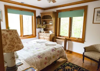 Honey Maple Grove BnB hotel thumbnail 2
