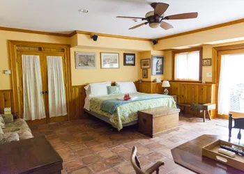 Honey Maple Grove BnB hotel thumbnail 3