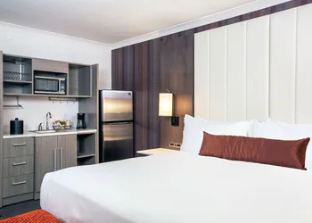 J Resort hotel thumbnail 6