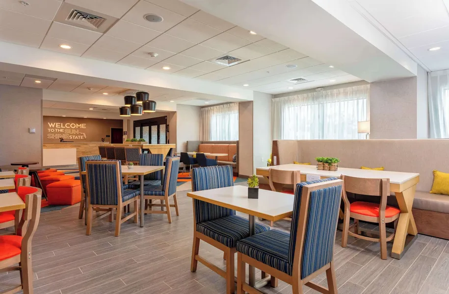 Hampton Inn Marianna I-10 hotel detail image 2