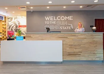 Hampton Inn Marianna I-10 hotel thumbnail 3