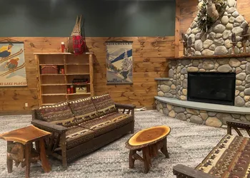Lodge at Schroon Lake hotel thumbnail 2