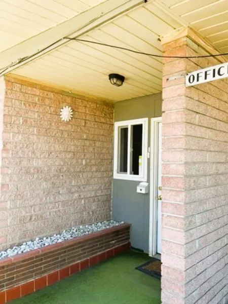 Love Hotels Desert Inn & RV by OYO at Boysen Wind River WY hotel detail image 2