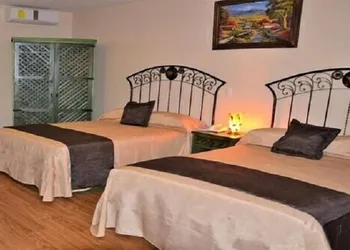 Hotel Plaza Pachuca hotel thumbnail 4