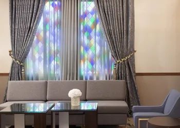 Hotel Royer Urbana Champaign, Tapestry Collection by Hilton hotel thumbnail 5
