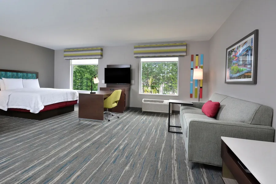 Hampton Inn & Suites Durham University Medical Center hotel detail image 6