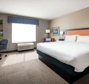 Hampton Inn by Hilton Green Bay Stadium hotel detail image 5