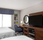 Hampton Inn by Hilton Green Bay Stadium hotel detail image 7