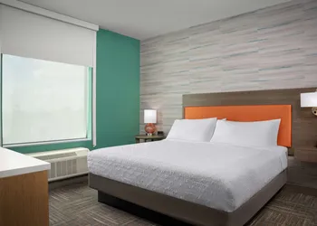 Home2 Suites By Hilton Cullman hotel thumbnail 6