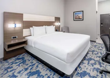 Baymont by Wyndham Carlsbad NM hotel thumbnail 8