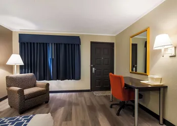 Suburban Studios Millville hotel thumbnail 6