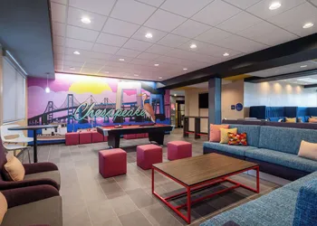 TRU by Hilton Chesapeake, VA hotel thumbnail 3