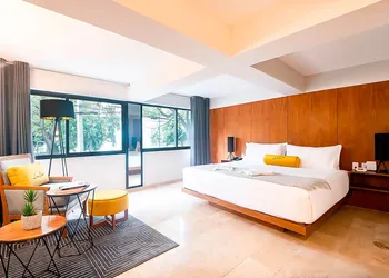Hotel Luca hotel thumbnail 6