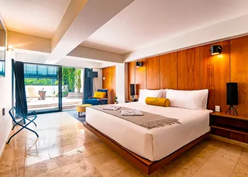 Hotel Luca hotel thumbnail 7