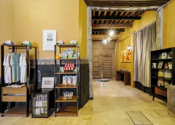 Colmena Hotel CDMX Centro hotel thumbnail 2