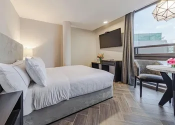 Pent House Masaryk 17 hotel thumbnail 7
