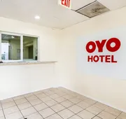 Oyo Hotel San Antonio Lackland AFB/Seaworld Hwy 90 W hotel detail image 3