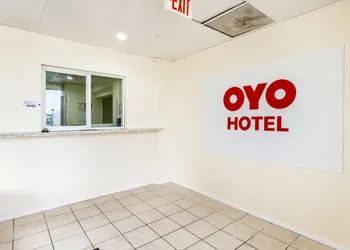Oyo Hotel San Antonio Lackland AFB/Seaworld Hwy 90 W hotel thumbnail 3