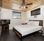 Depot Village hotel detail image 7