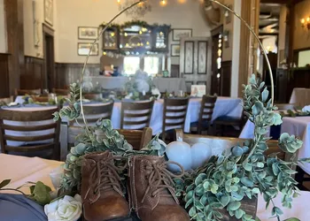 Enders hotel thumbnail 4