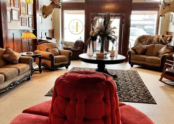 Enders hotel thumbnail 6