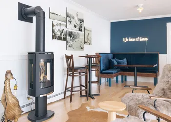 The North Hero House Inn & Restaurant hotel thumbnail 5