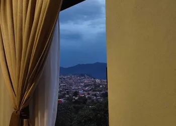 Hotel Sierra Norte Inn hotel thumbnail 4