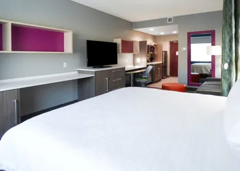 Home2 Suites by Hilton Pensacola Airport Medical Center hotel thumbnail 2