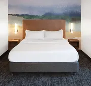 River's Edge Hotel Portland, Tapestry Collection by Hilton hotel detail image 7
