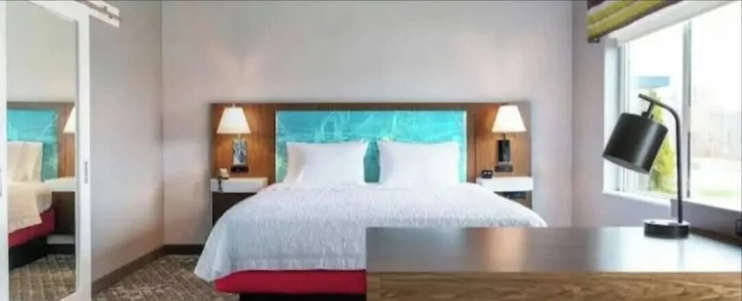 Hampton Inn & Suites Somerset hotel detail image 6
