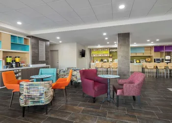 Home2 Suites By Hilton El Centro hotel thumbnail 4