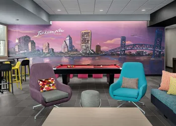 Tru by Hilton Jacksonville Airport I-95 hotel thumbnail 5